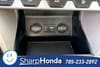 33 thumbnail image of  2020 Hyundai Elantra SEL
