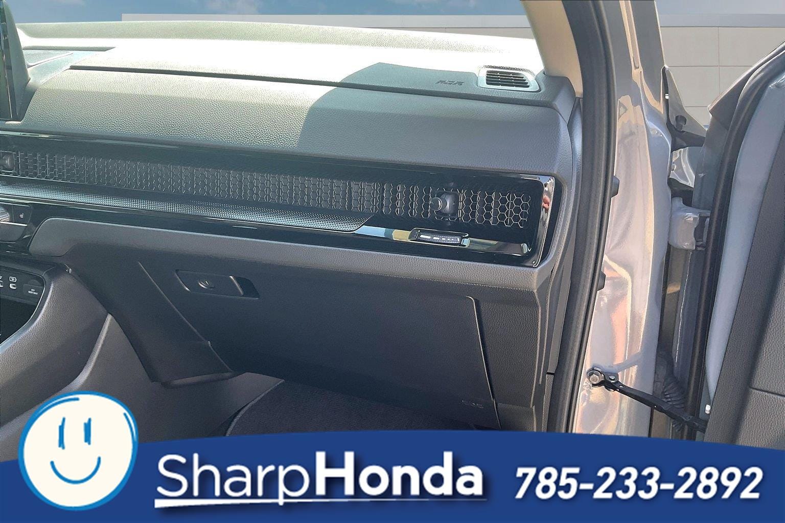 2024 Honda CR-V EX-L - Photo 17