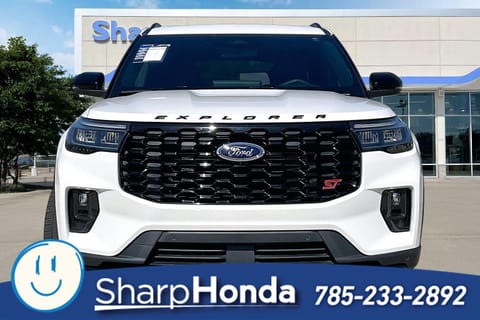 2025 Ford Explorer ST