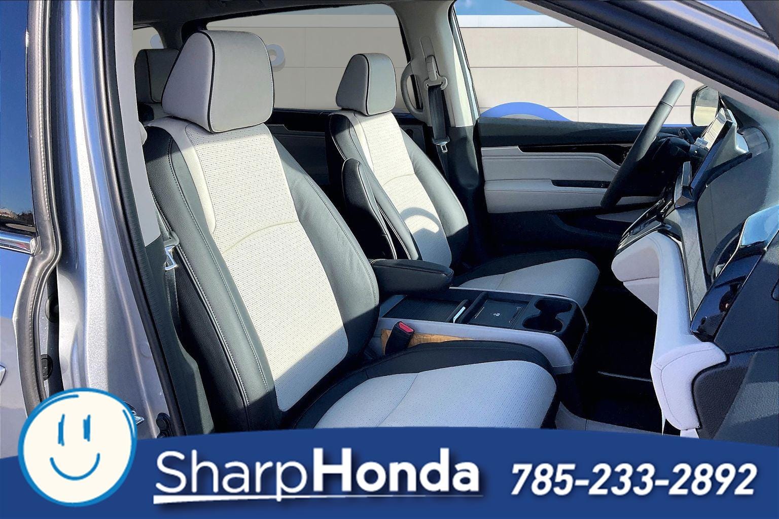 2026 Honda Odyssey Elite - Photo 11