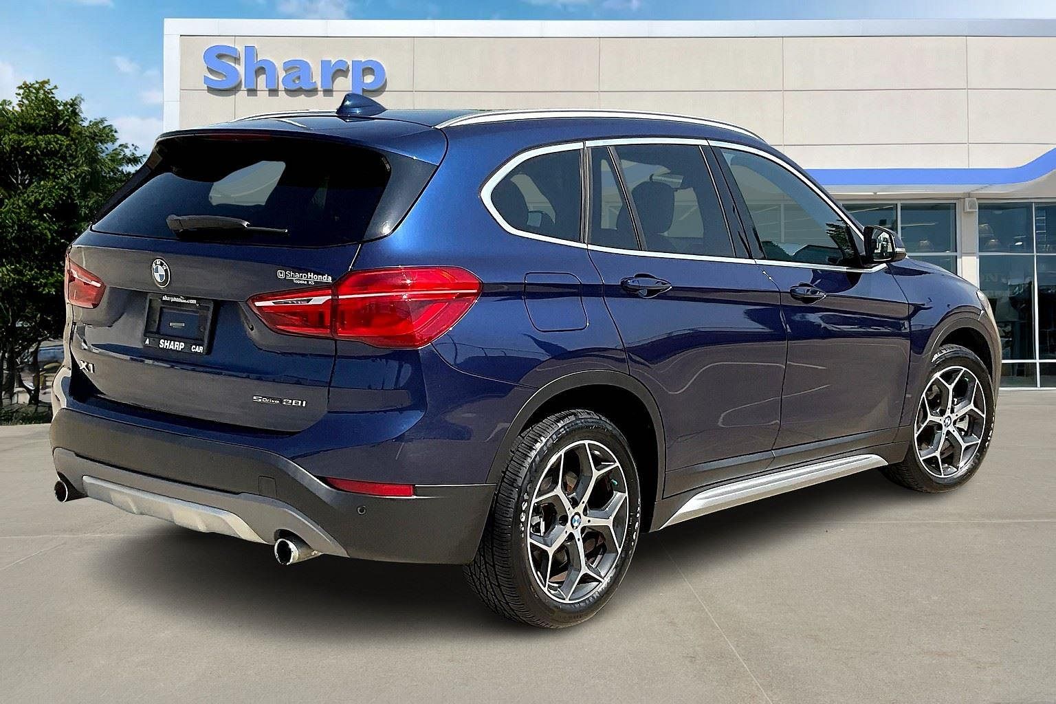 Used 2019 BMW X1 28i with VIN WBXHU7C54K5L10121 for sale in Kansas City