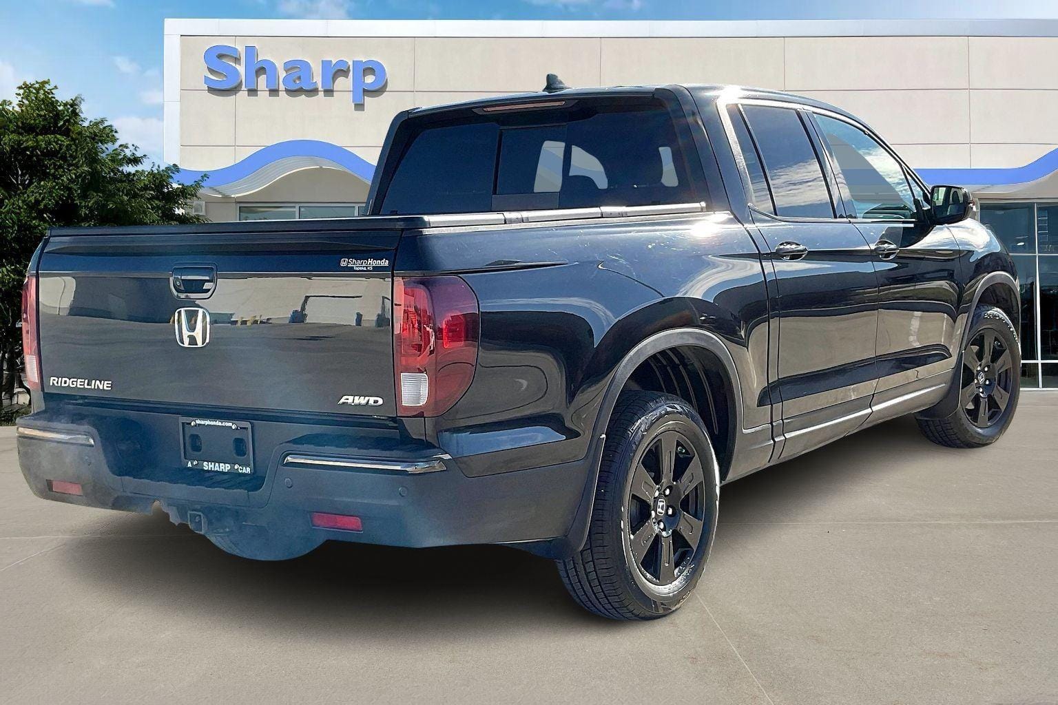 Used 2017 Honda Ridgeline Black Edition with VIN 5FPYK3F81HB006440 for sale in Kansas City