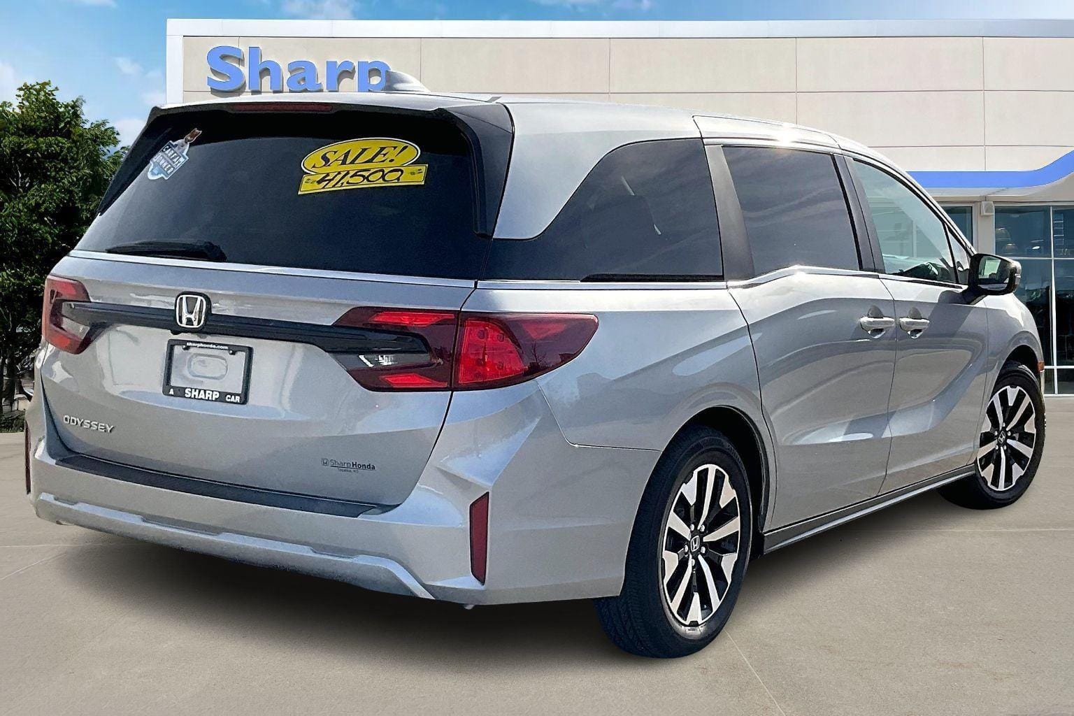 Used 2025 Honda Odyssey EX-L with VIN 5FNRL6H63SB051846 for sale in Kansas City