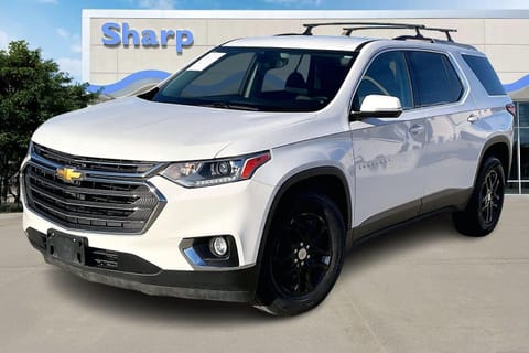 1 image of 2018 Chevrolet Traverse LT Cloth