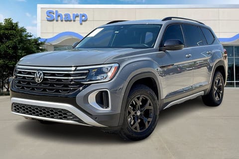 1 image of 2025 Volkswagen Atlas 2.0T Peak Edition