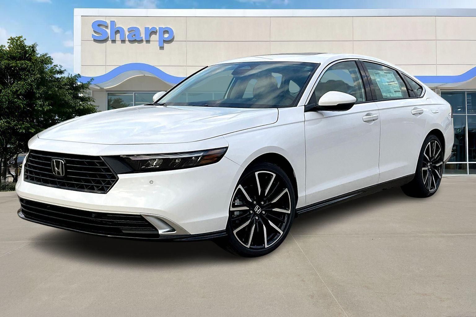 2025 Honda Accord Hybrid Touring's photo