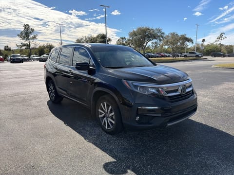 1 image of 2022 Honda Pilot EX-L