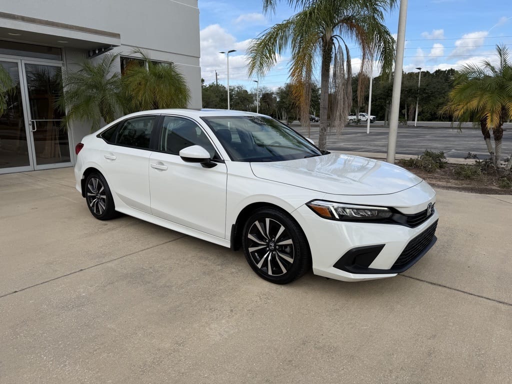 2024 Honda Civic EX's photo