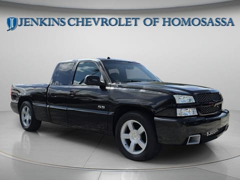 1 image of 2004 Chevrolet Silverado 1500 SS