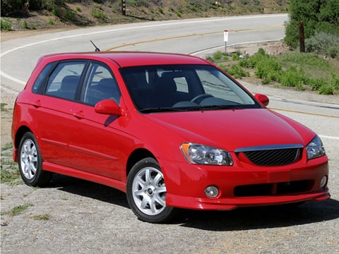 1 image of 2005 Kia Spectra5 Base