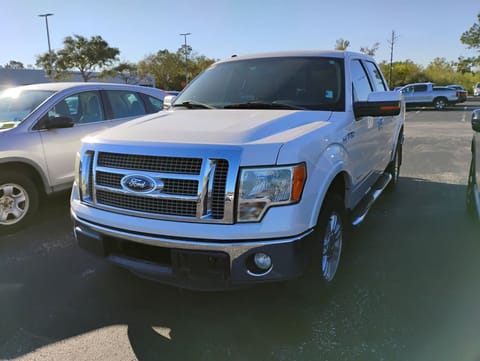 1 image of 2011 Ford F-150 Lariat