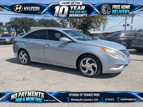 1 image of 2011 Hyundai Sonata SE