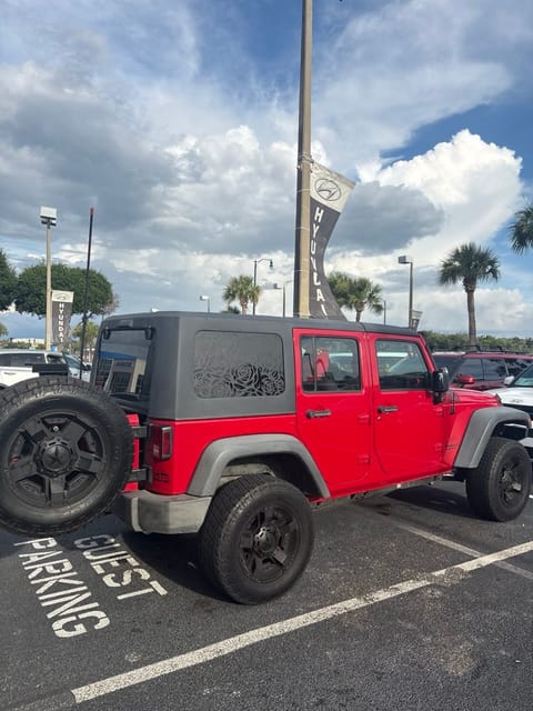 1 image of 2014 Jeep Wrangler Unlimited Sport