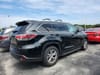 3 thumbnail image of  2015 Toyota Highlander XLE V6