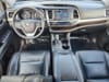 18 thumbnail image of  2015 Toyota Highlander XLE V6