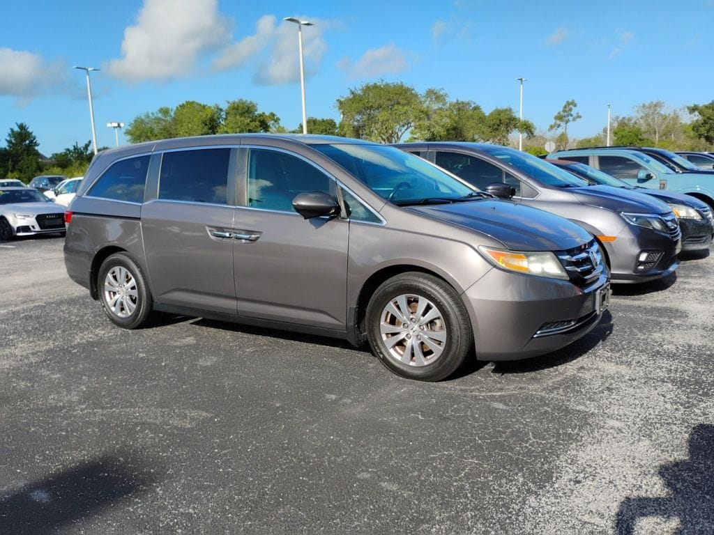 2016 Honda Odyssey EX-L with DVD Rear Entertainment System's photo