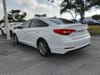 6 thumbnail image of  2016 Hyundai Sonata SE