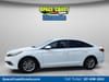 6 thumbnail image of  2016 Hyundai Sonata SE