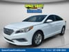 4 thumbnail image of  2016 Hyundai Sonata SE