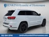 5 thumbnail image of  2016 Jeep Grand Cherokee Overland