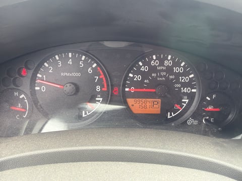 1 image of 2016 Nissan Frontier
