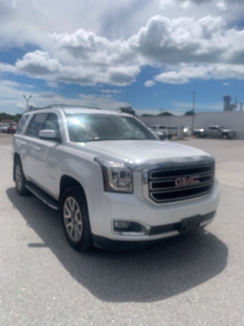 1 image of 2017 GMC Yukon SLT