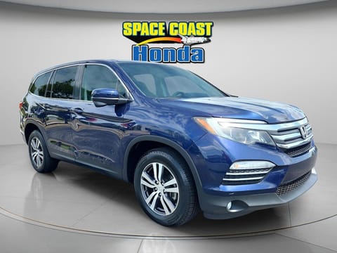 1 image of 2017 Honda Pilot EX