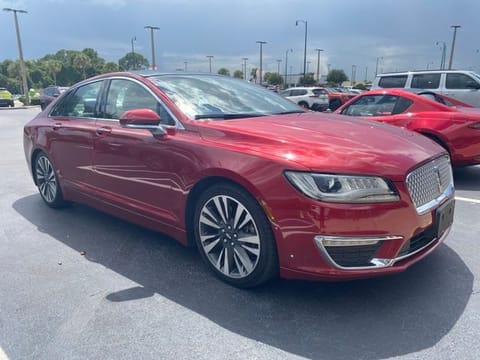 1 image of 2017 Lincoln MKZ Reserve