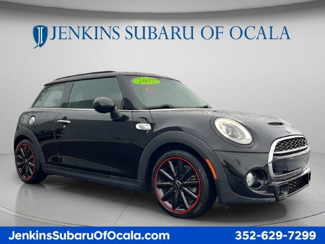 2017 MINI Cooper
