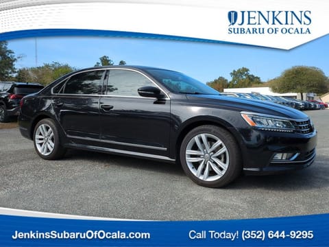 1 image of 2017 Volkswagen Passat SEL Premium