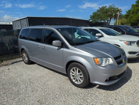 1 image of 2018 Dodge Grand Caravan SXT