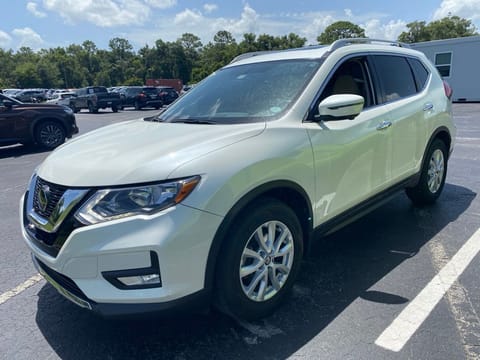 1 image of 2018 Nissan Rogue SV