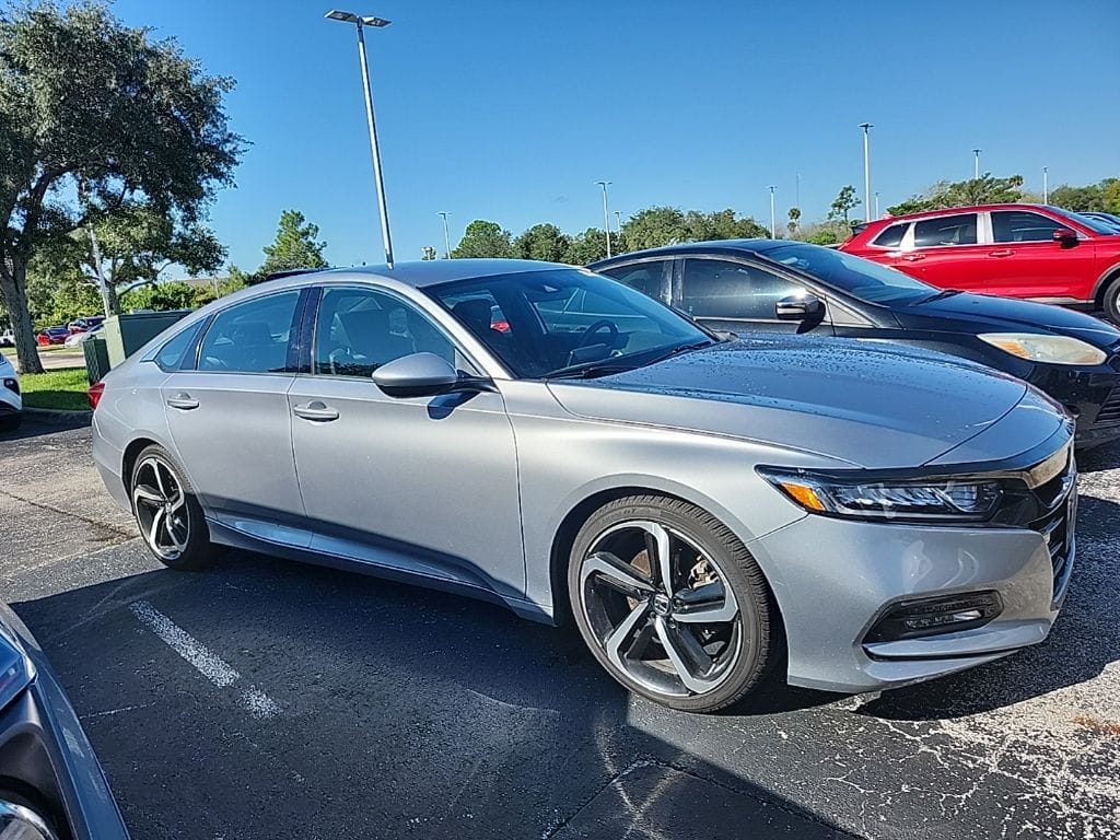 1HGCV1E33KA149850
