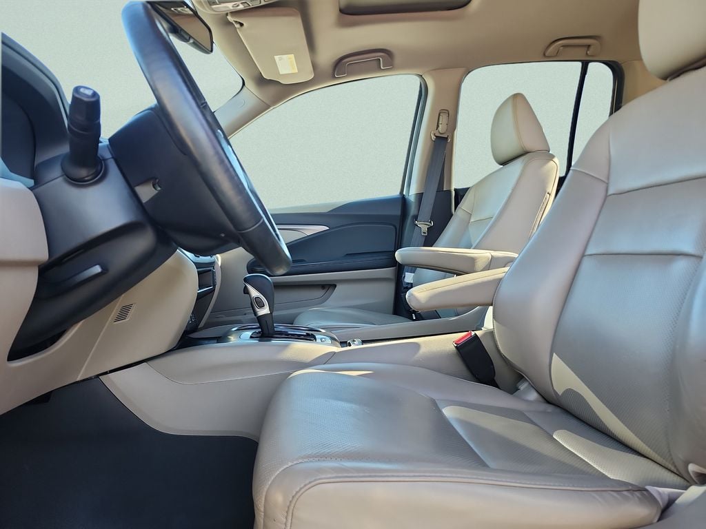 2019 Honda Ridgeline RTL-T - Photo 21