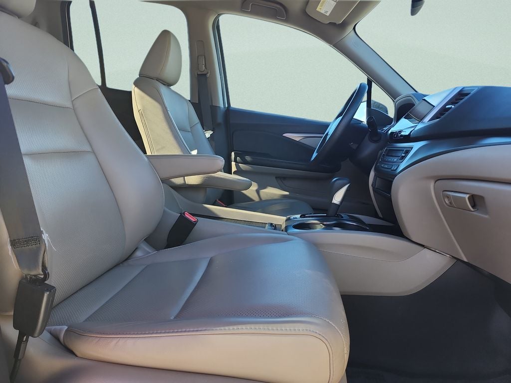 2019 Honda Ridgeline RTL-T - Photo 20