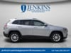 3 thumbnail image of  2019 Jeep Cherokee Latitude