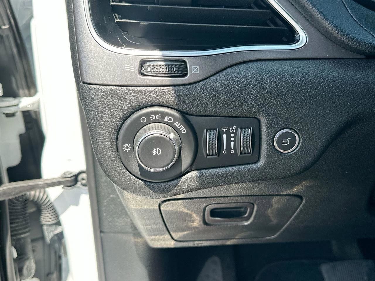 2019 Jeep Cherokee Limited - Photo 24