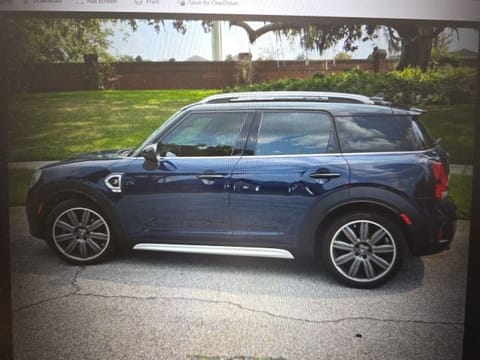 1 image of 2019 MINI Cooper S Countryman Iconic