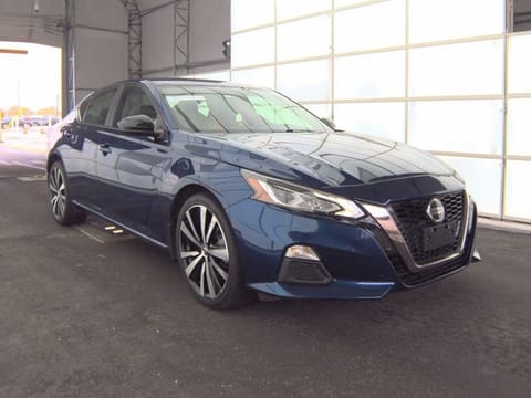 1 image of 2019 Nissan Altima 2.5 SR