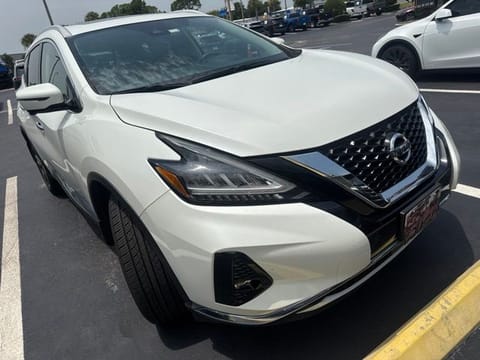 1 image of 2019 Nissan Murano Platinum