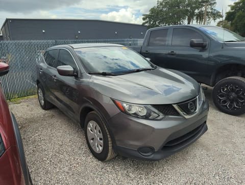1 image of 2019 Nissan Rogue Sport S