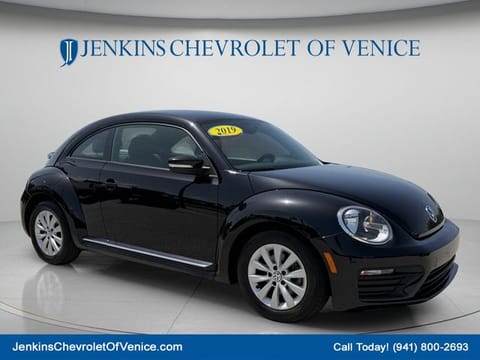 1 image of 2019 Volkswagen Beetle 2.0T S