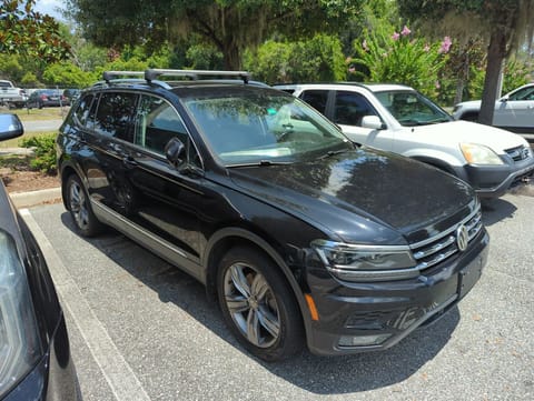 1 image of 2019 Volkswagen Tiguan 2.0T SEL Premium
