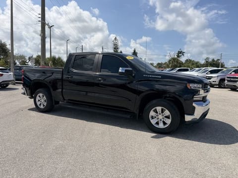1 image of 2020 Chevrolet Silverado 1500 LT