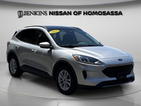 1 image of 2020 Ford Escape SE