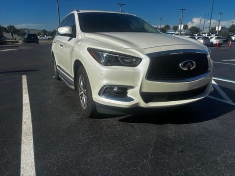 1 image of 2020 INFINITI QX60 LUXE
