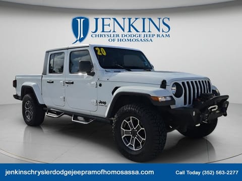1 image of 2020 Jeep Gladiator Altitude