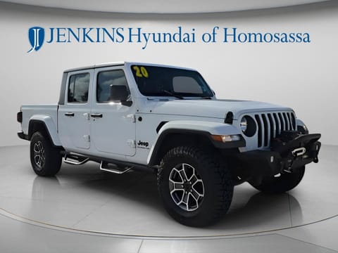 1 image of 2020 Jeep Gladiator Altitude