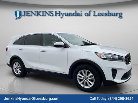 1 image of 2020 Kia Sorento LX