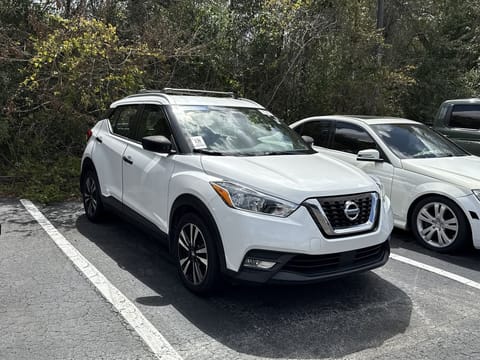 1 image of 2020 Nissan Kicks SV